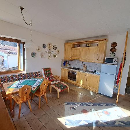 Apartamento L' Antica Casa Di Maria Lilia Pieve di Cadore Exterior foto