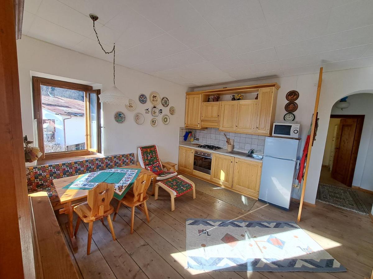 Apartamento L' Antica Casa Di Maria Lilia Pieve di Cadore Exterior foto